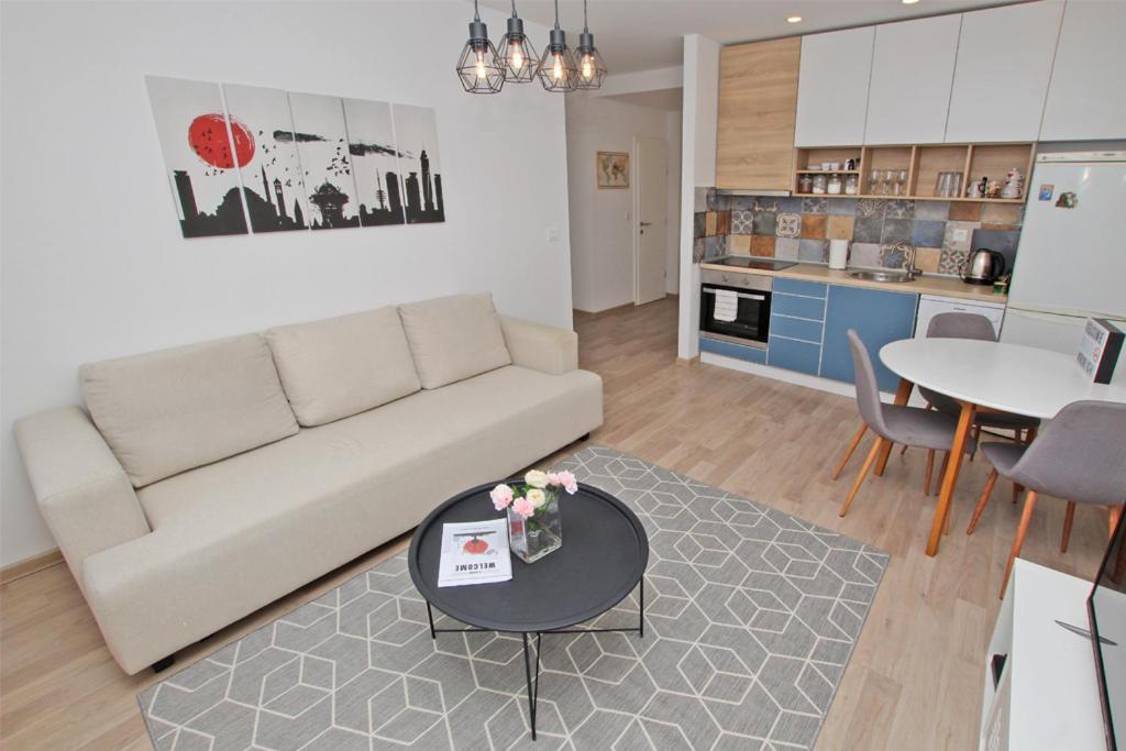 Morich Apartment In The Heart Of Old Town With Garden Sarajevo Bagian luar foto